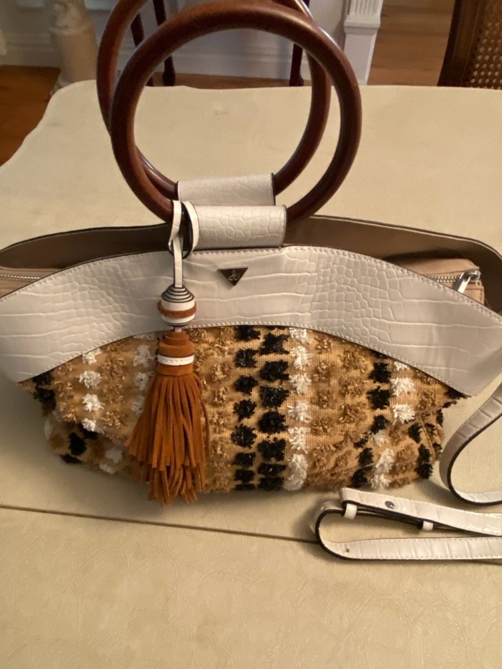 Sam Edelman Raffia , Wood Handle bag in White Beige and Tan & detachable strap